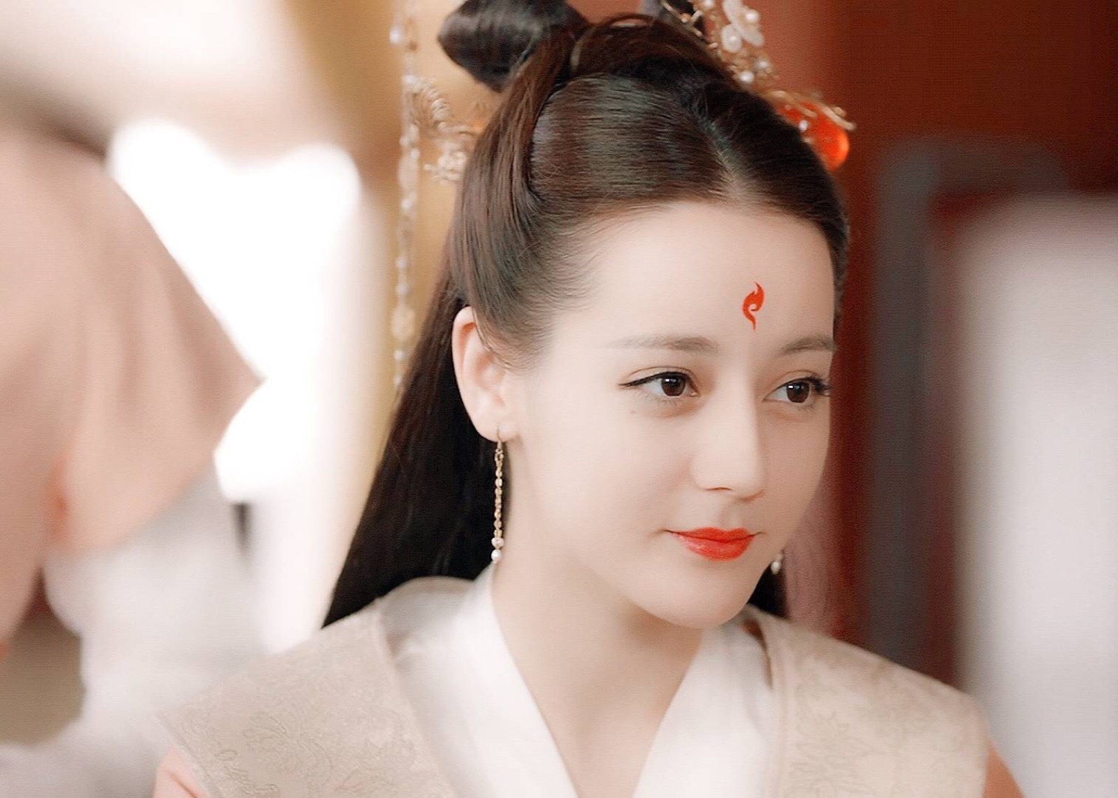 迪丽热巴 白凤九