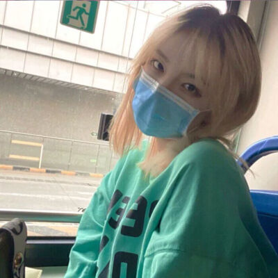 双马尾混网女头