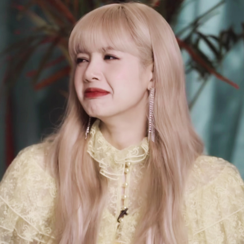 blackpinkLisa短发,blackpinkLisa短发 blackpink lisa头像原截wb一个存图号- 二传标明堆糖林撩撩
