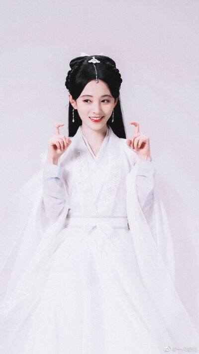 白素贞鞠婧祎刚成人