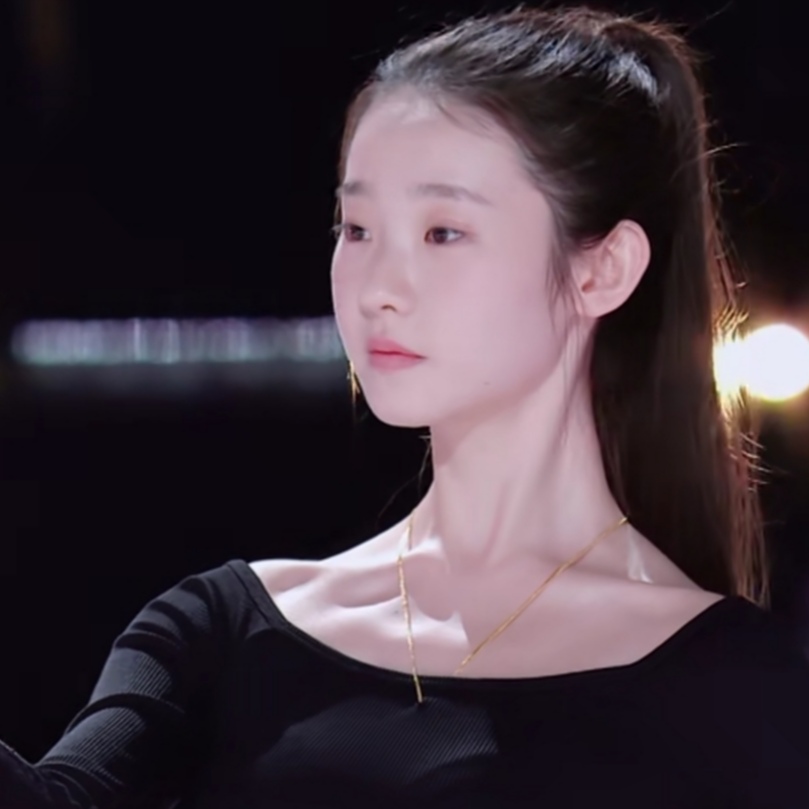 张艺凡可二改.自截. 二改看简介.