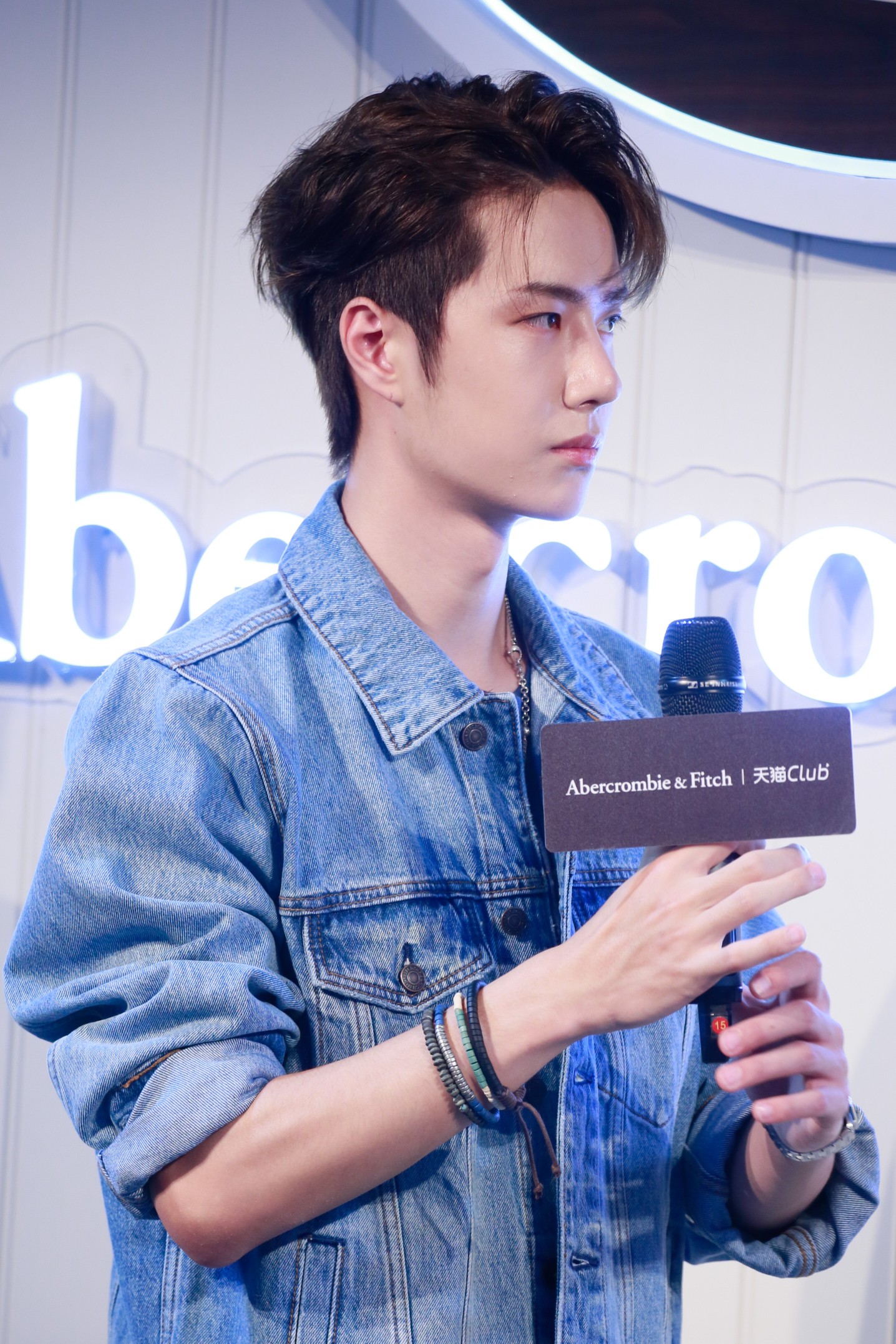 190718 a&f主题展开幕活动【生图未修】@uniq-王一博