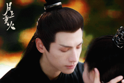 月上重火 罗云熙 上官透