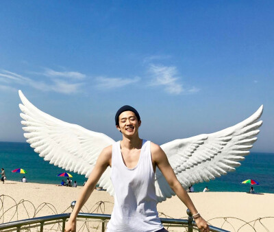 你的目光所及之处,张义秀 48张图片 · 1 人收