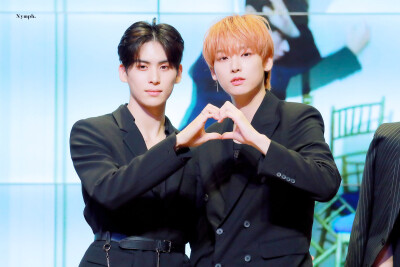 sf9特辑:要和怒那心碰心吗?