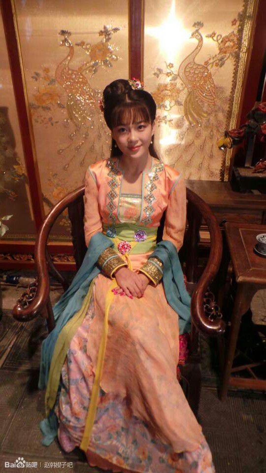 新济公活佛赵韩樱子 饰 秦璐璐