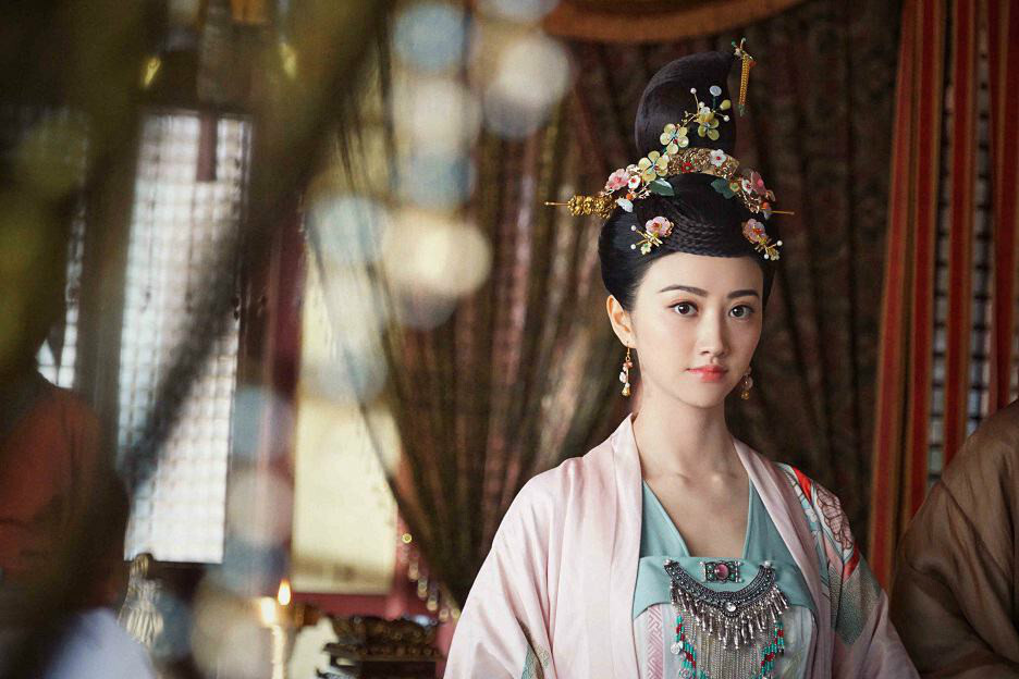 景甜 饰 沈珍珠