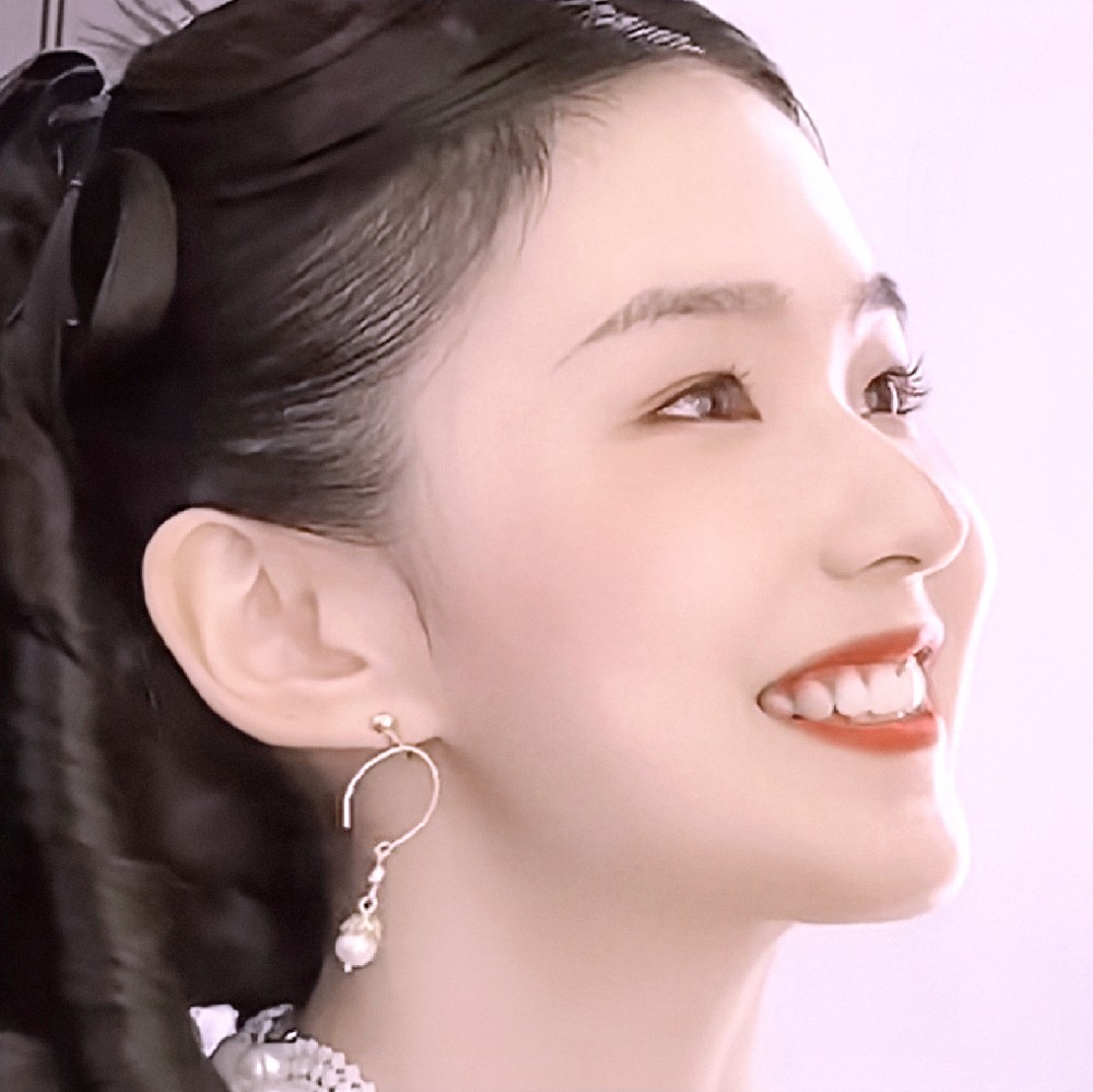 自制胡阿小小滤镜头像