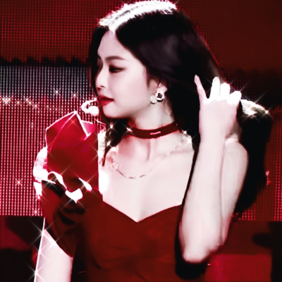 "舞台上的king"妮真的绝了这场 jennie 金智妮头像