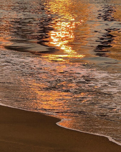 落日黄昏朋友圈背景图ins风