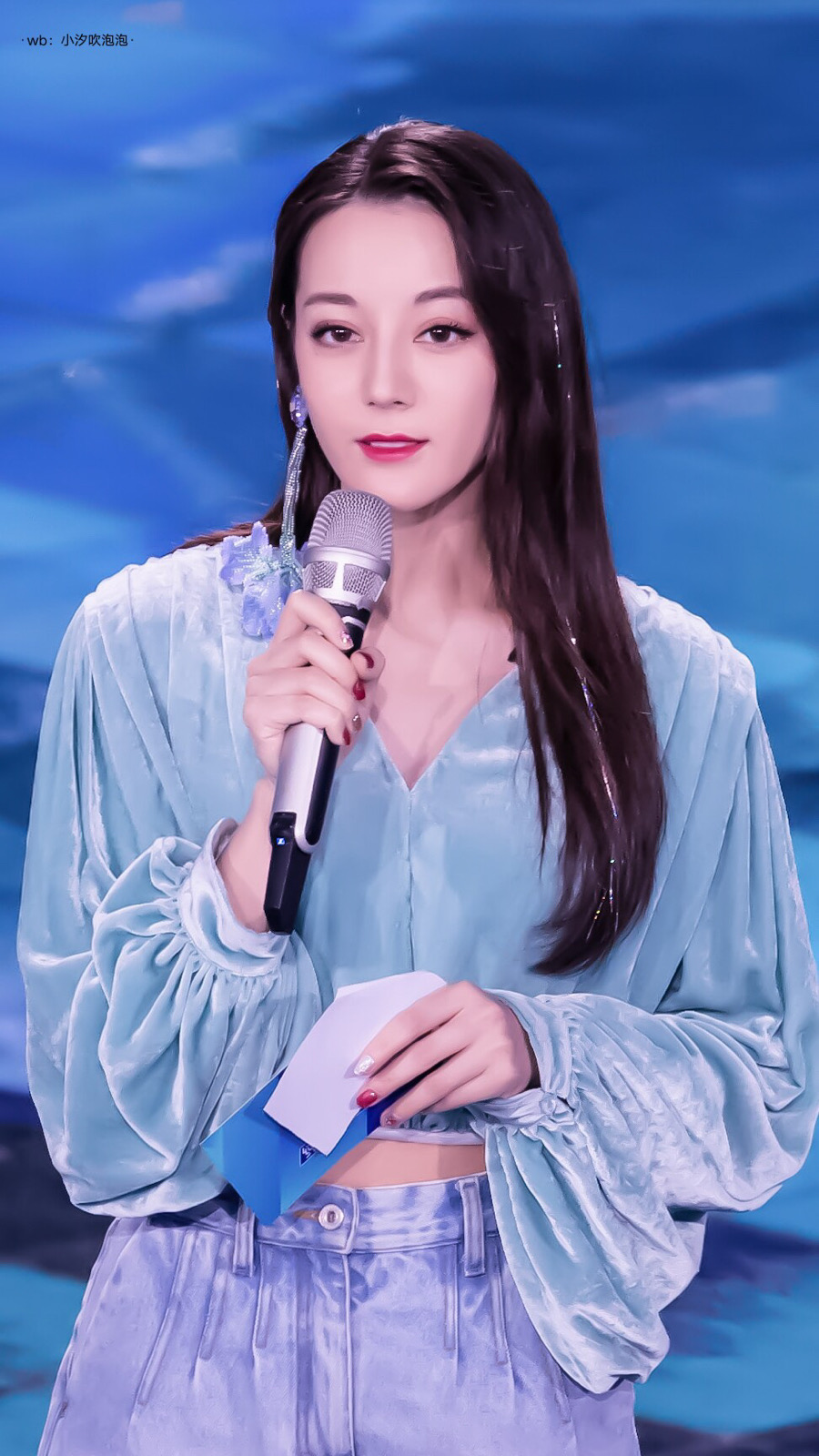 迪丽热巴是人间理想