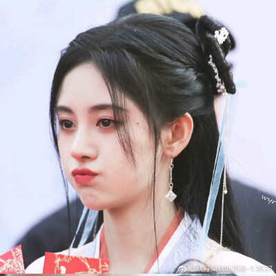 如意芳霏鞠婧祎