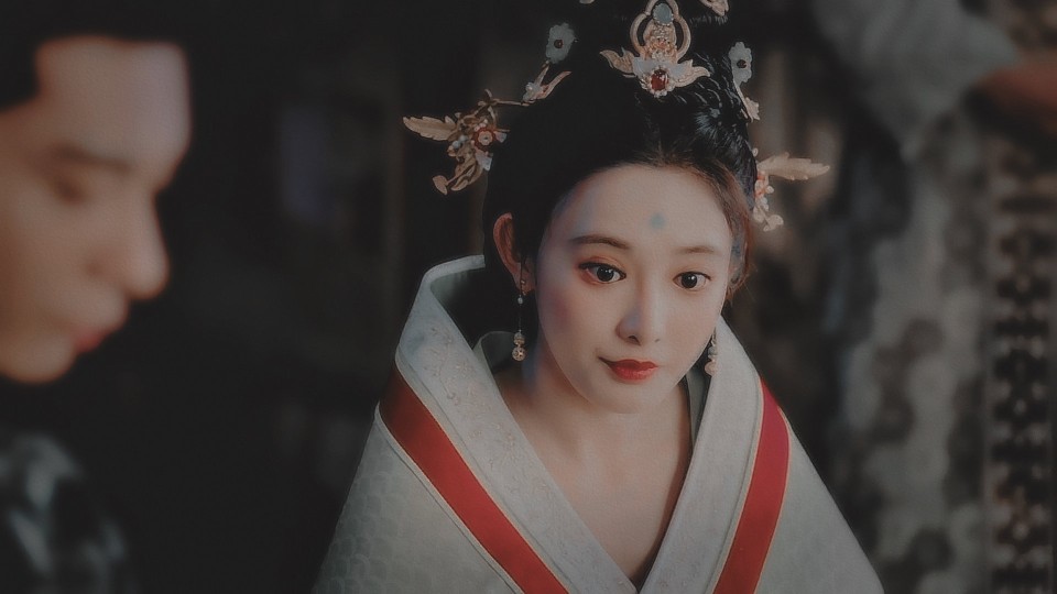 东宫|彭小苒×曲小枫 cr:再咬一口软糖