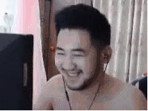 沙雕gif表情包笑容逐渐凝固