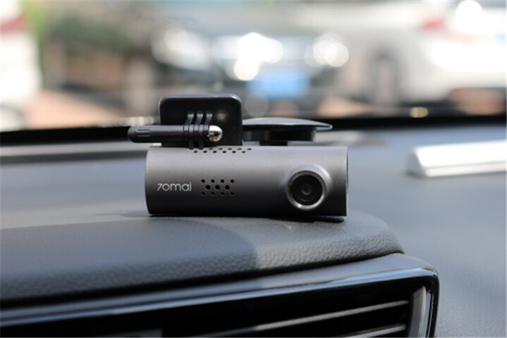 70迈行车记录仪1s