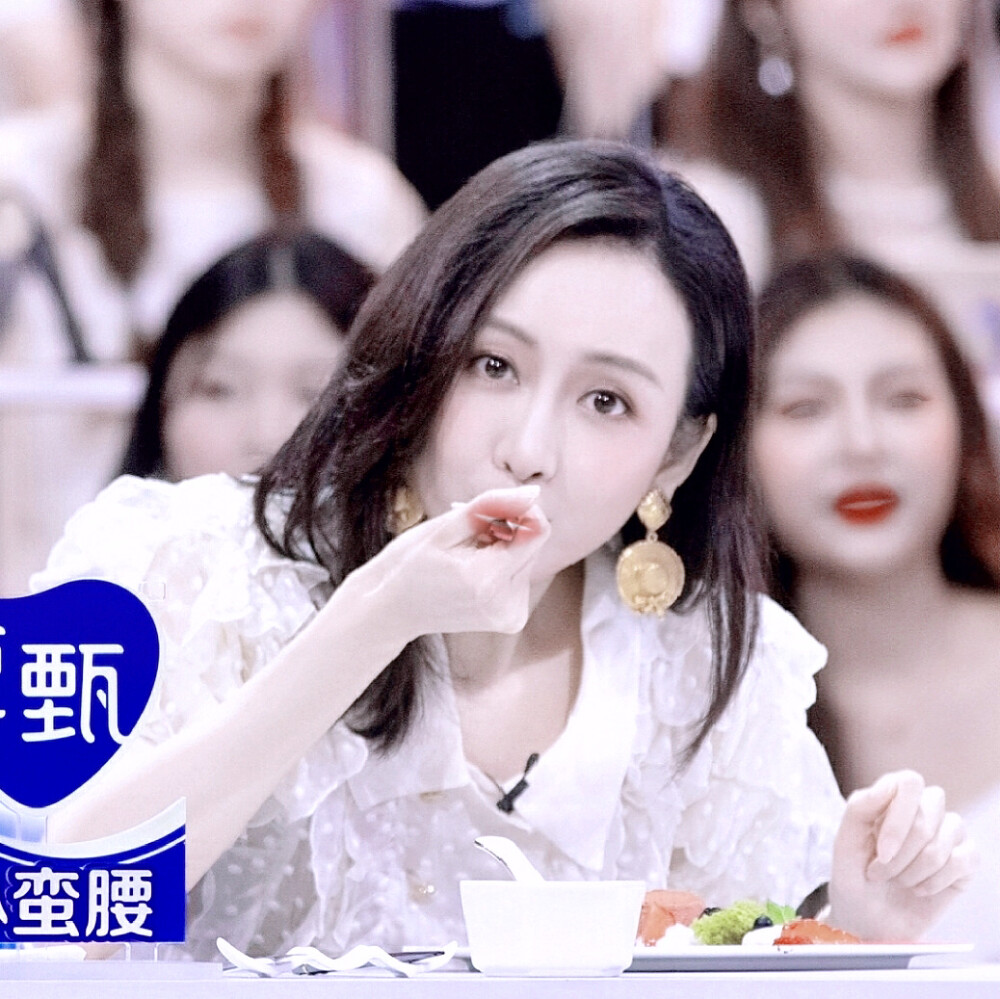 王鸥王鸥头像二传标明洛泇