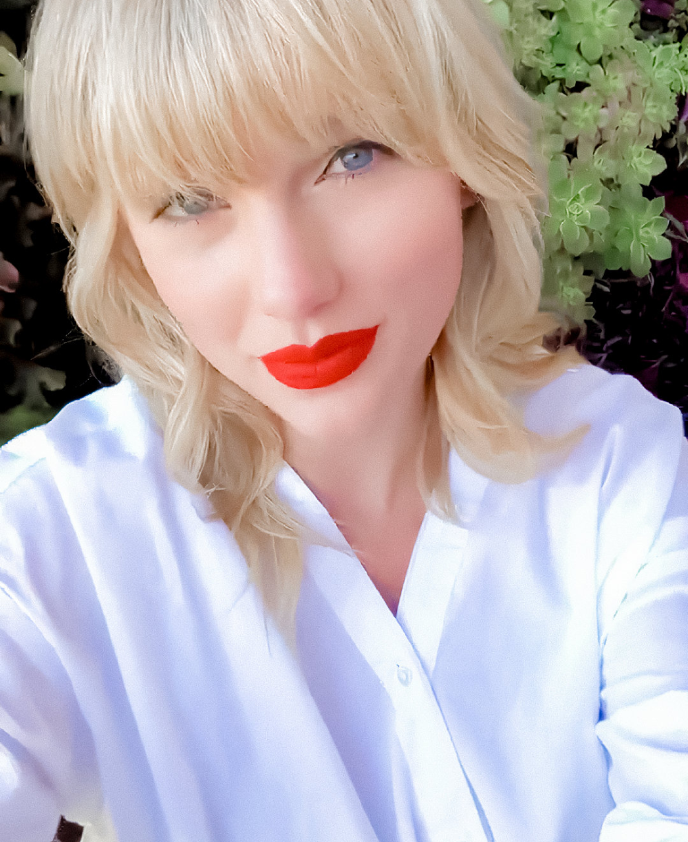 taylor swift,美国著名创作歌手,流行天后.
