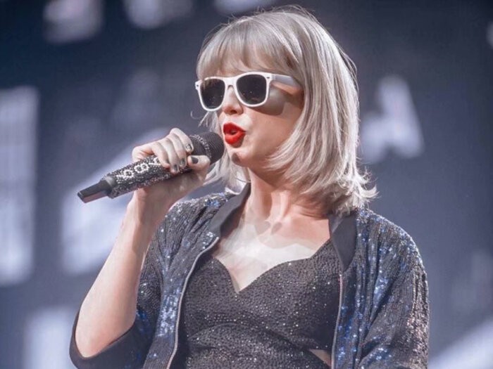 taylor swift,美国著名创作歌手,流行天后.