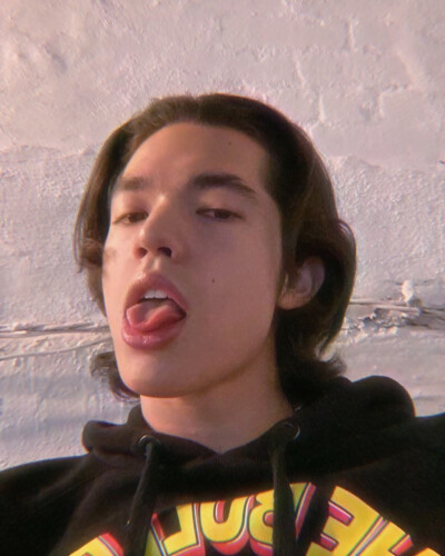conan gray 美籍歌手爱尔兰日本混血代表作《maniac》《generation