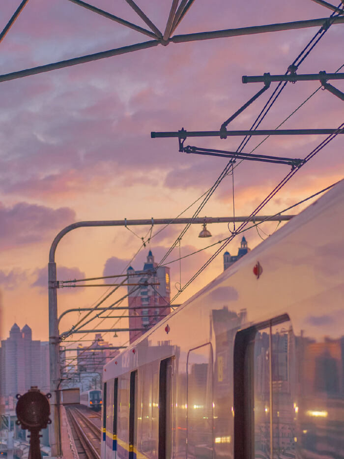 无水印壁纸/少女心壁纸/天空壁纸/聊天背景/神仙背景/壁纸源自各处