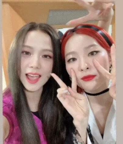 金智秀&姜涩琪