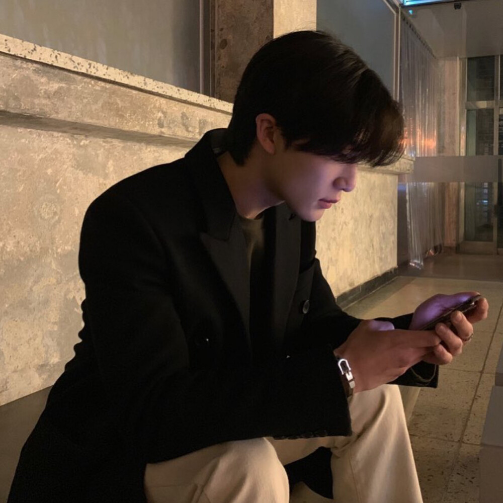 韩版男头男生头像赞评论更多