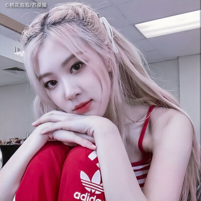 " rose朴彩英头像