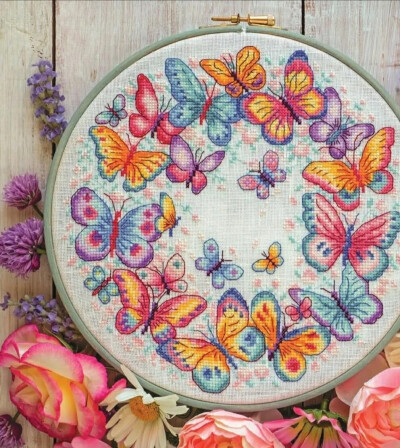 十字绣绣绷图纸七彩蝴蝶