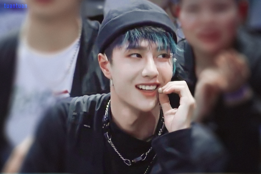 王一博这就是街舞3# 笑的好甜 cr:logo
