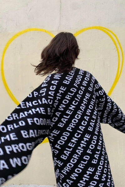 壁纸背景balenciaga