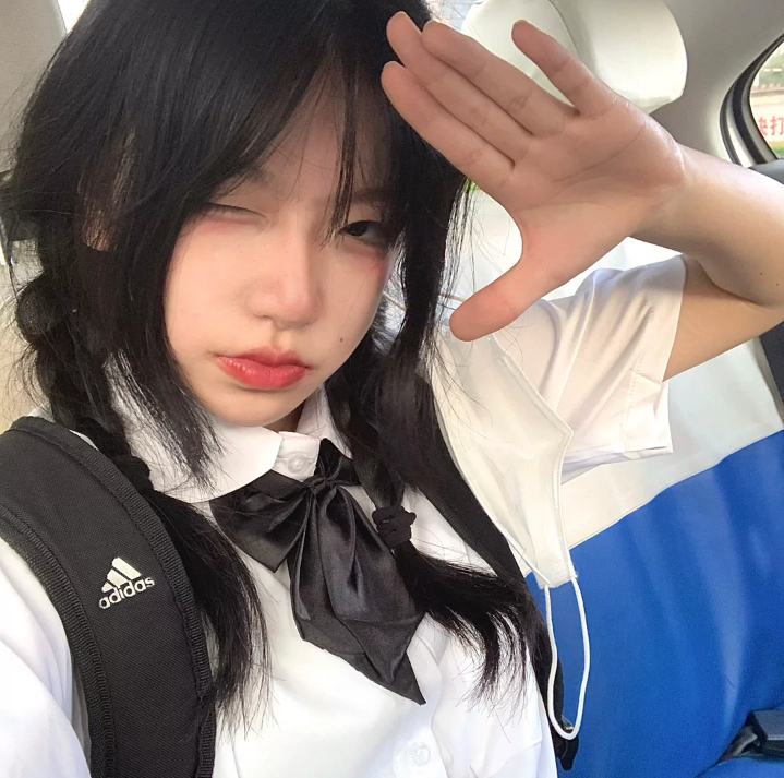 赵伊璇头像