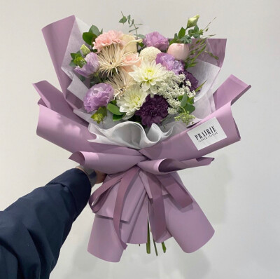 分享图片～ins风图片,七夕情人节花束,小小巧巧的也是格外好看又可爱