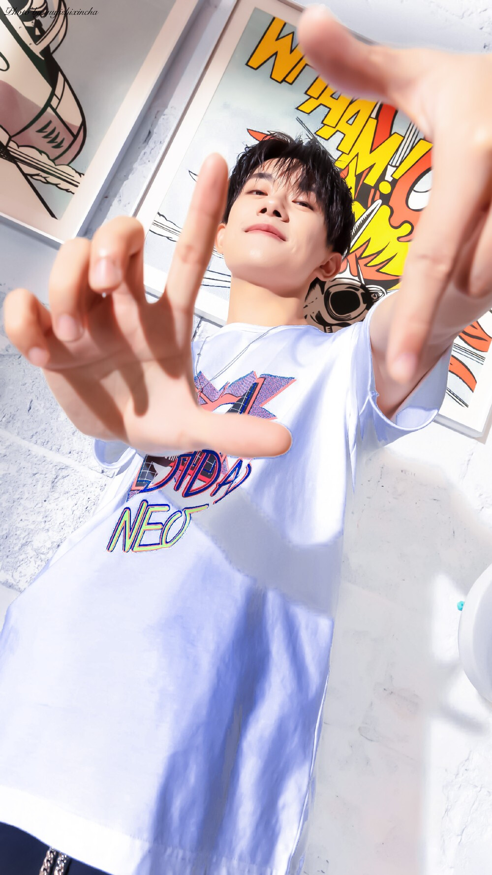 易烊千玺 adidasneo品牌代言人