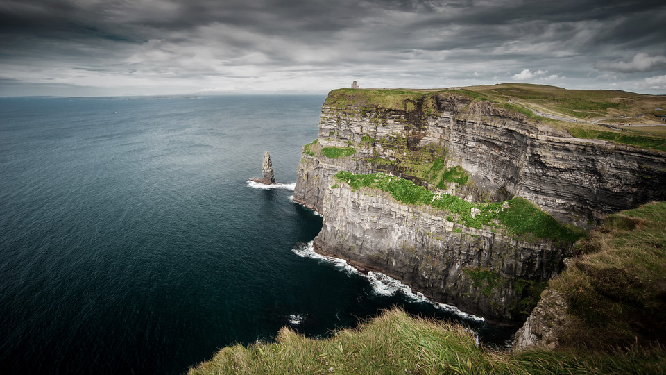 clare 最著名的cliffs of moher 莫赫悬崖,电影《哈利波特与混血