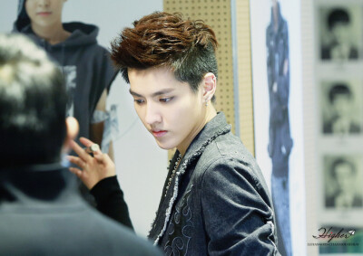 吴亦凡 kris exo