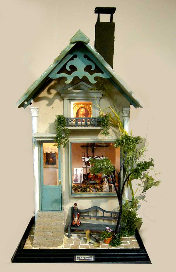 好美的小屋模型啊!可惜都是绝版了吧!