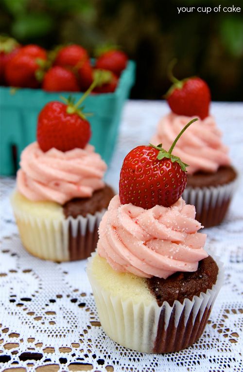 How to Make the Most Moist Cupcakes Ever: A Delightful Recipe Guide