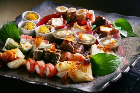 传说这种料理的起源是源于中国佛家的饮食习惯,后来在日本得到发扬.