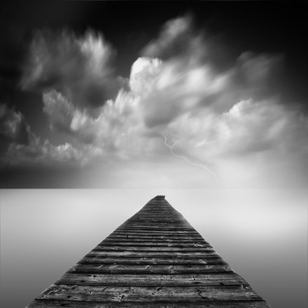 沉思静美:富有表现力的黑白长曝光风景 | 希腊艺术摄影师 vassilis