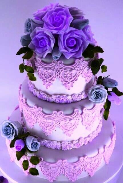 紫色系的婚礼蛋糕~~ #婚礼蛋糕
