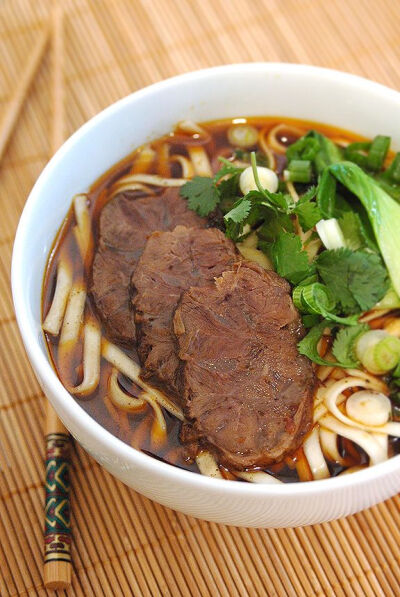 chinese beef noodle soup 牛肉面