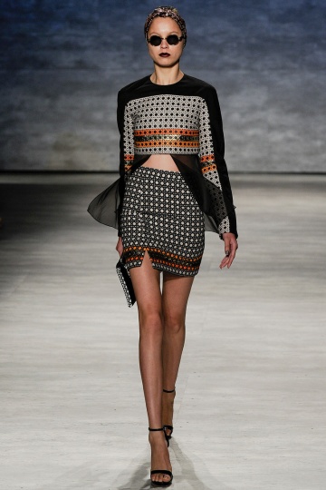 最新时装秀表演完整视频 20140915154907_dckTn.jpeg