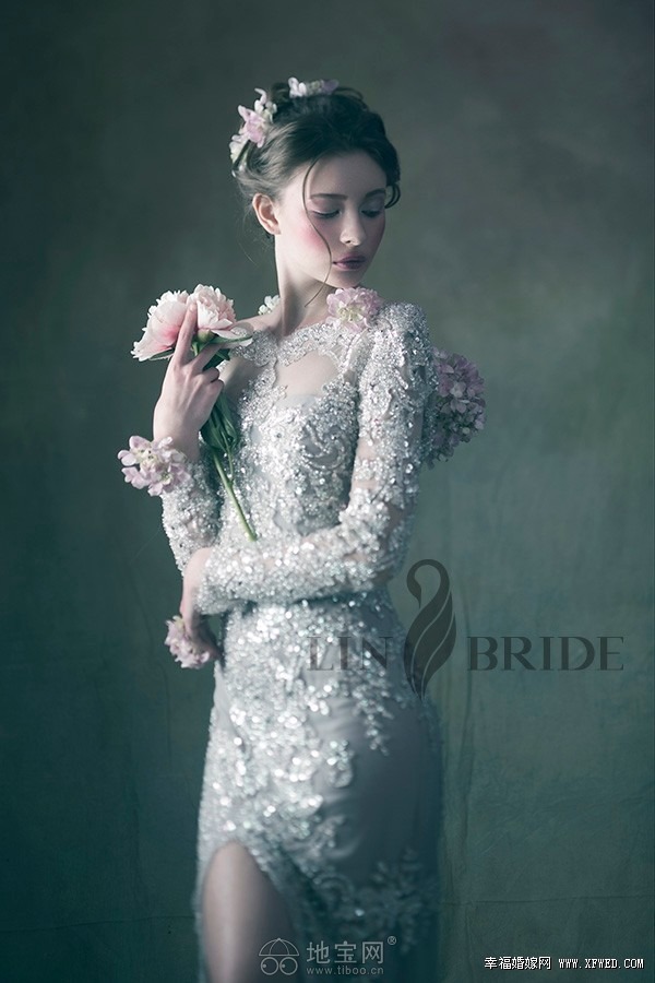 婚礼记 2015婚纱照流行新趋势 油画风格新娘造型欣赏