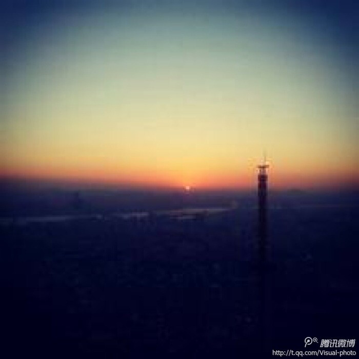 生命没有彩排,每天都是直播。迎着朝阳,踏上属