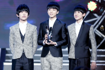 tfboys 所见的,是舞台盛世繁花,是少年风流无瑕;所愿的,是为你们鲜