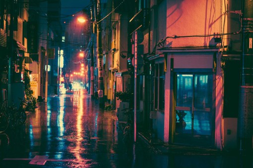 一组关于午夜日本京都街头小巷的城市夜景摄影作品,可不是午夜凶铃,就