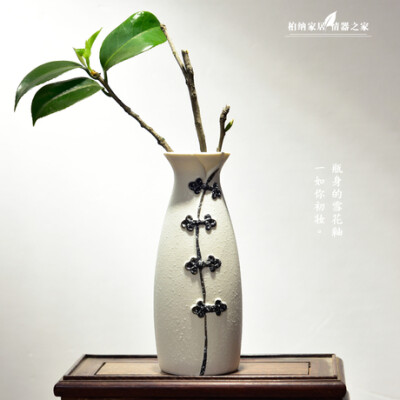 陶瓷花瓶工艺摆件贴花手绘 花器插花 0 0 c1111111  发布到  陶艺品