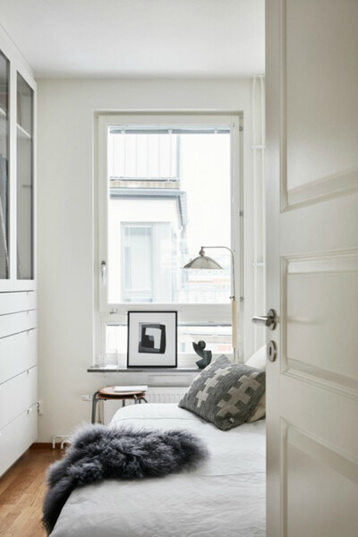 来自瑞典设计师emma wallmn的北欧白色调风格室内设计案例,简约,安静