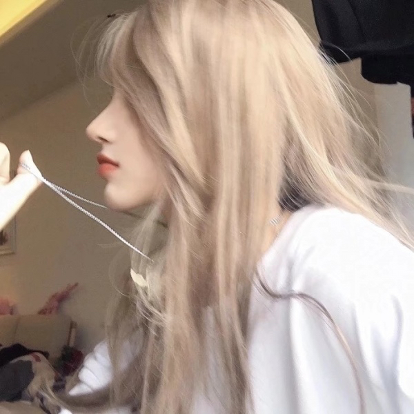 美女头像真人_美女图片微信头像背影酷霸气