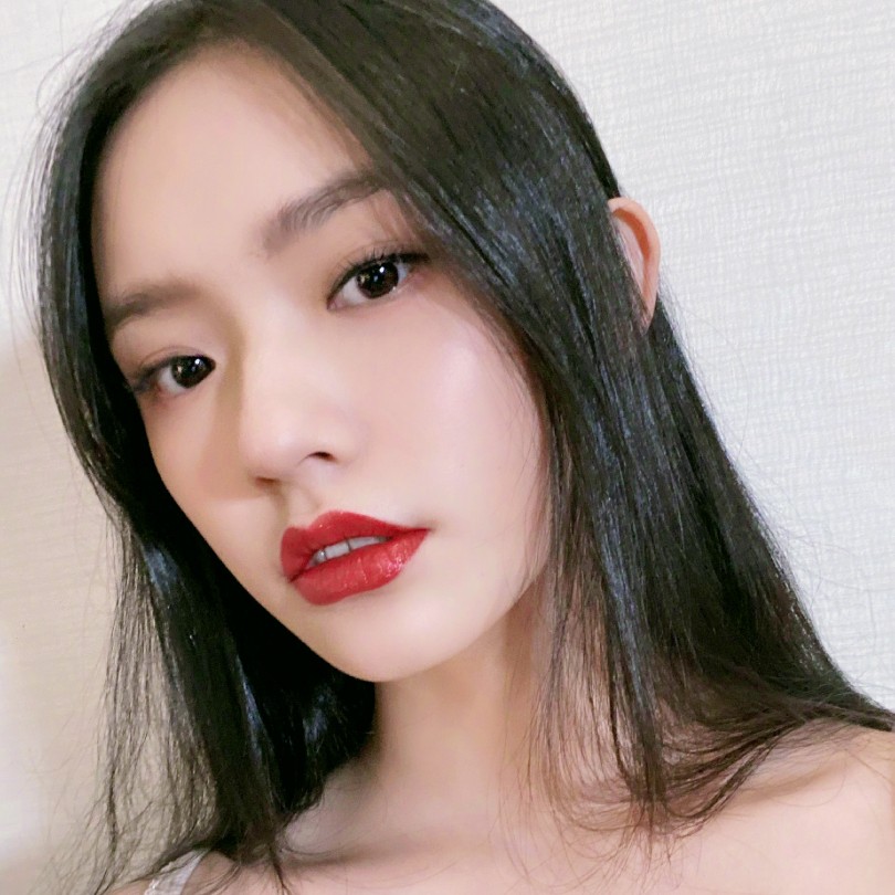 林允头像08星期三 哈哈哈哈哈哈哈把美妆博主的妆滤没了